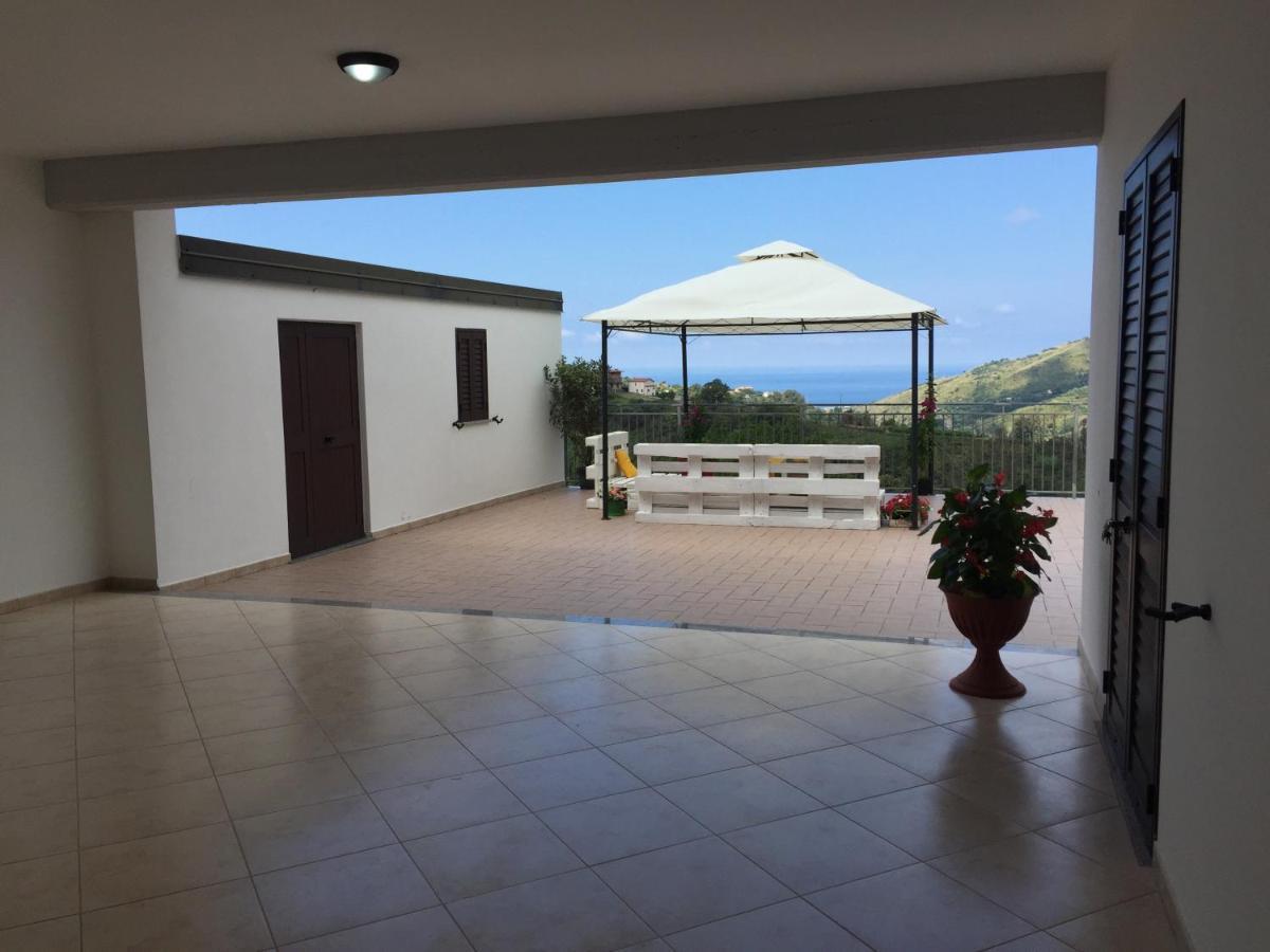 Vista D'Amare Bed & Breakfast Buonvicino Екстериор снимка
