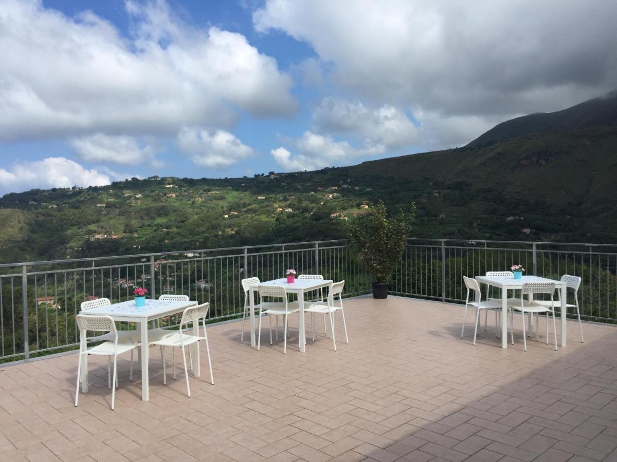 Vista D'Amare Bed & Breakfast Buonvicino Екстериор снимка